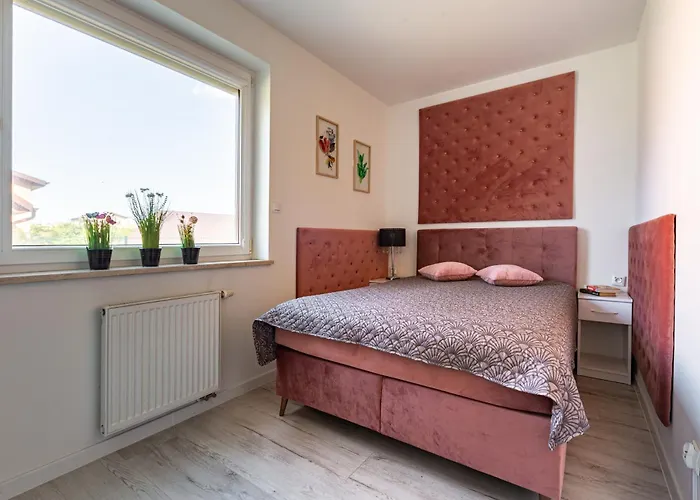 Marine By Bookinghost